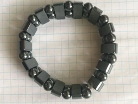 продам браслет на руку