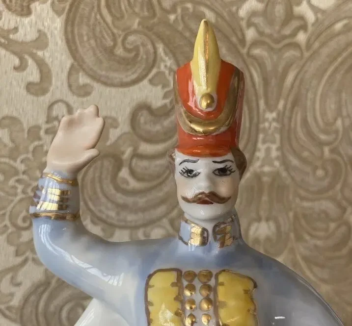 Статуэтка Гусар 24 см Коростень 7