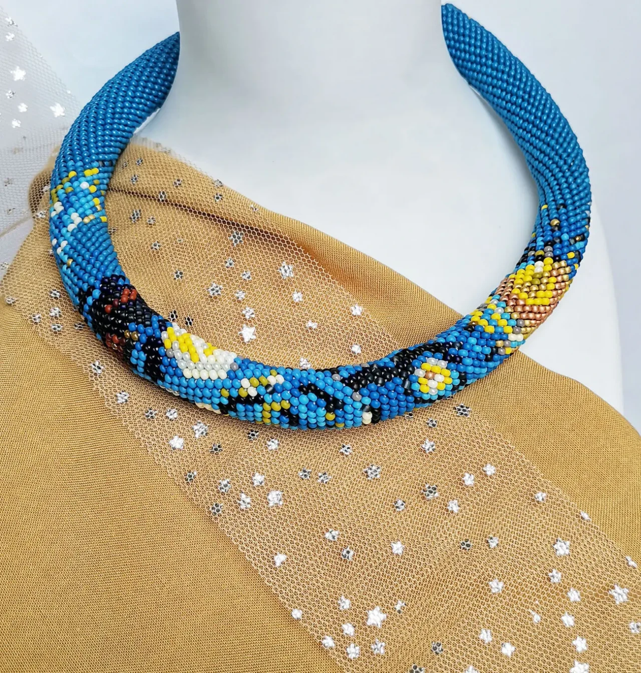 Прикраса із бісеру кольє-джгут Зоряна ніч 4