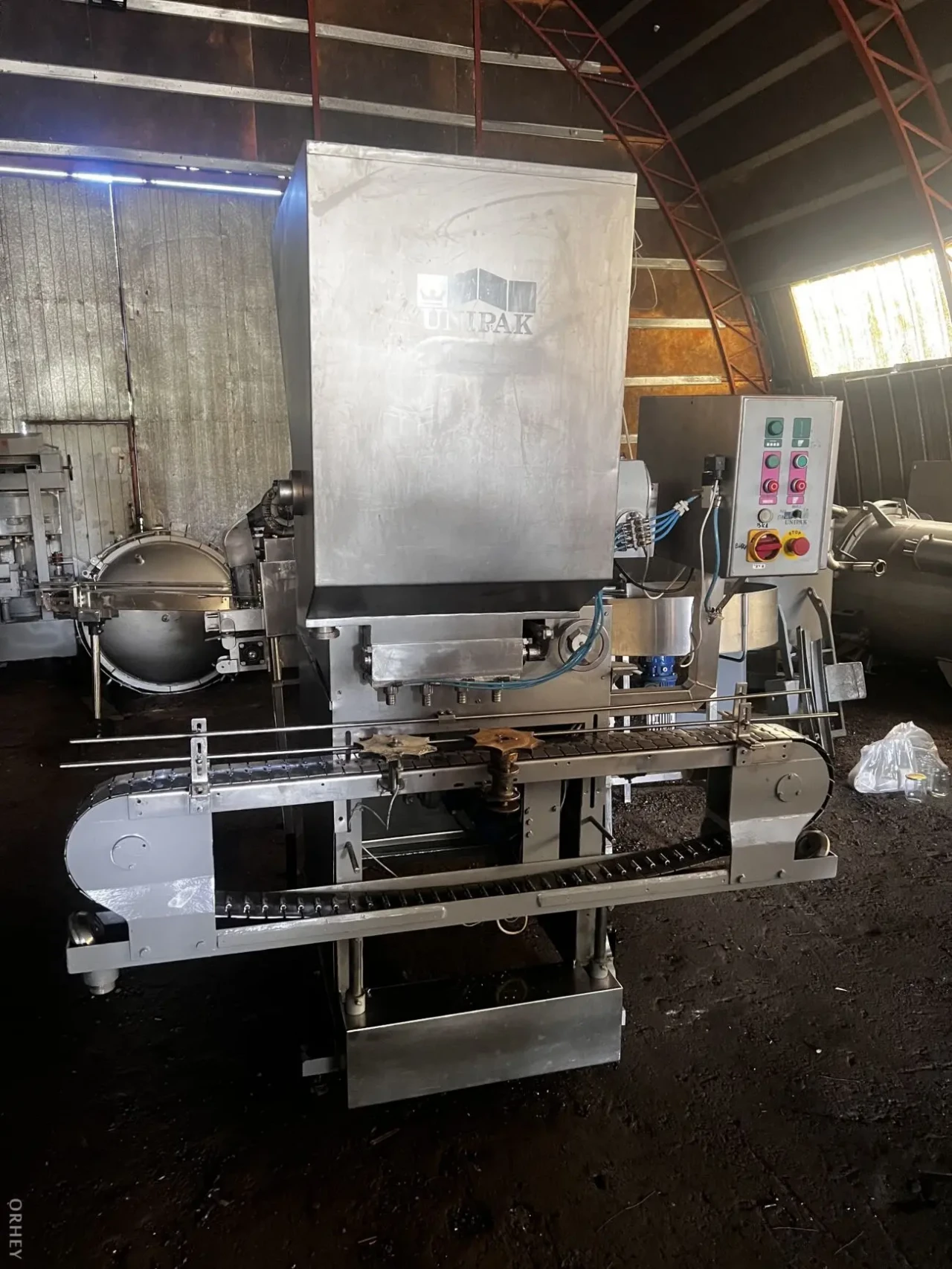 Дозатор-наповнювач лінейного типу UNIPAK 3