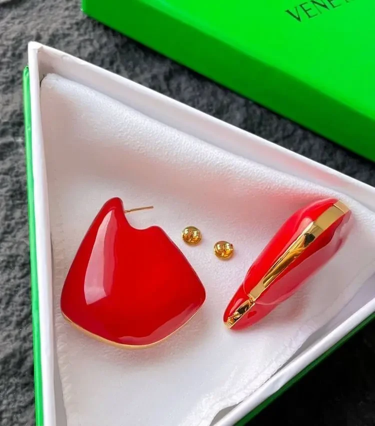 Сережки Bottega Veneta 7