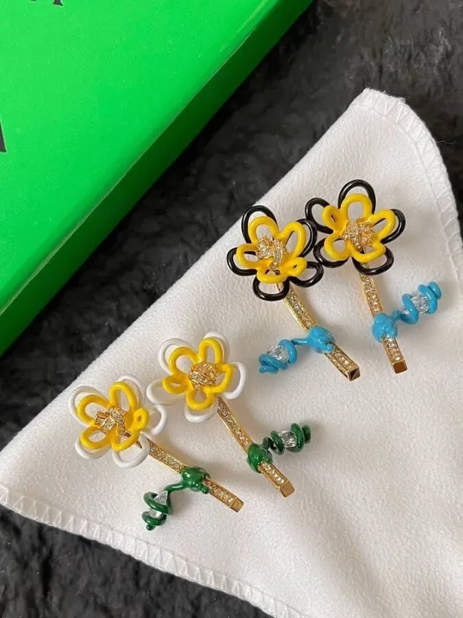 Сережки Bottega Veneta