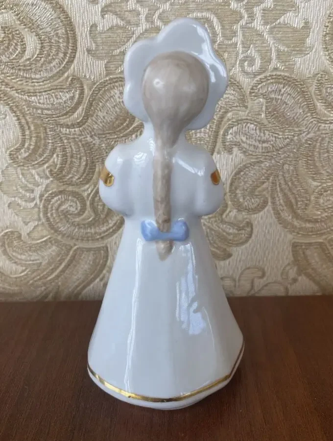 Статуэтка Катюша 12,5 см Дулево 4