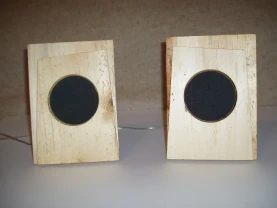 Настольная широкополосная акустика.