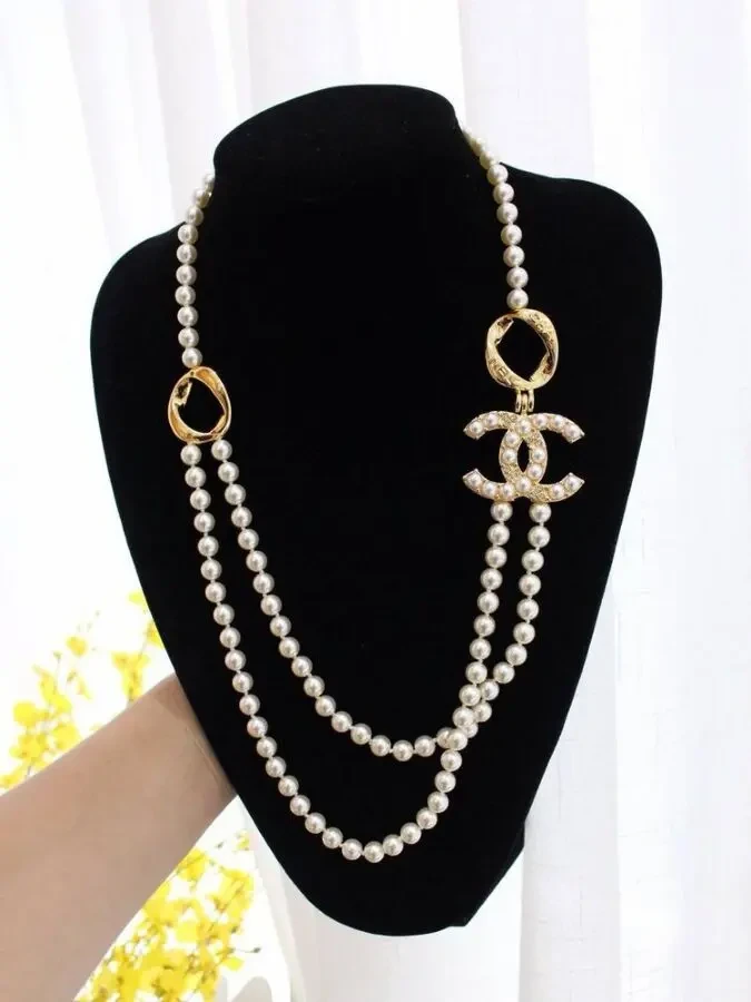 Намисто Chanel