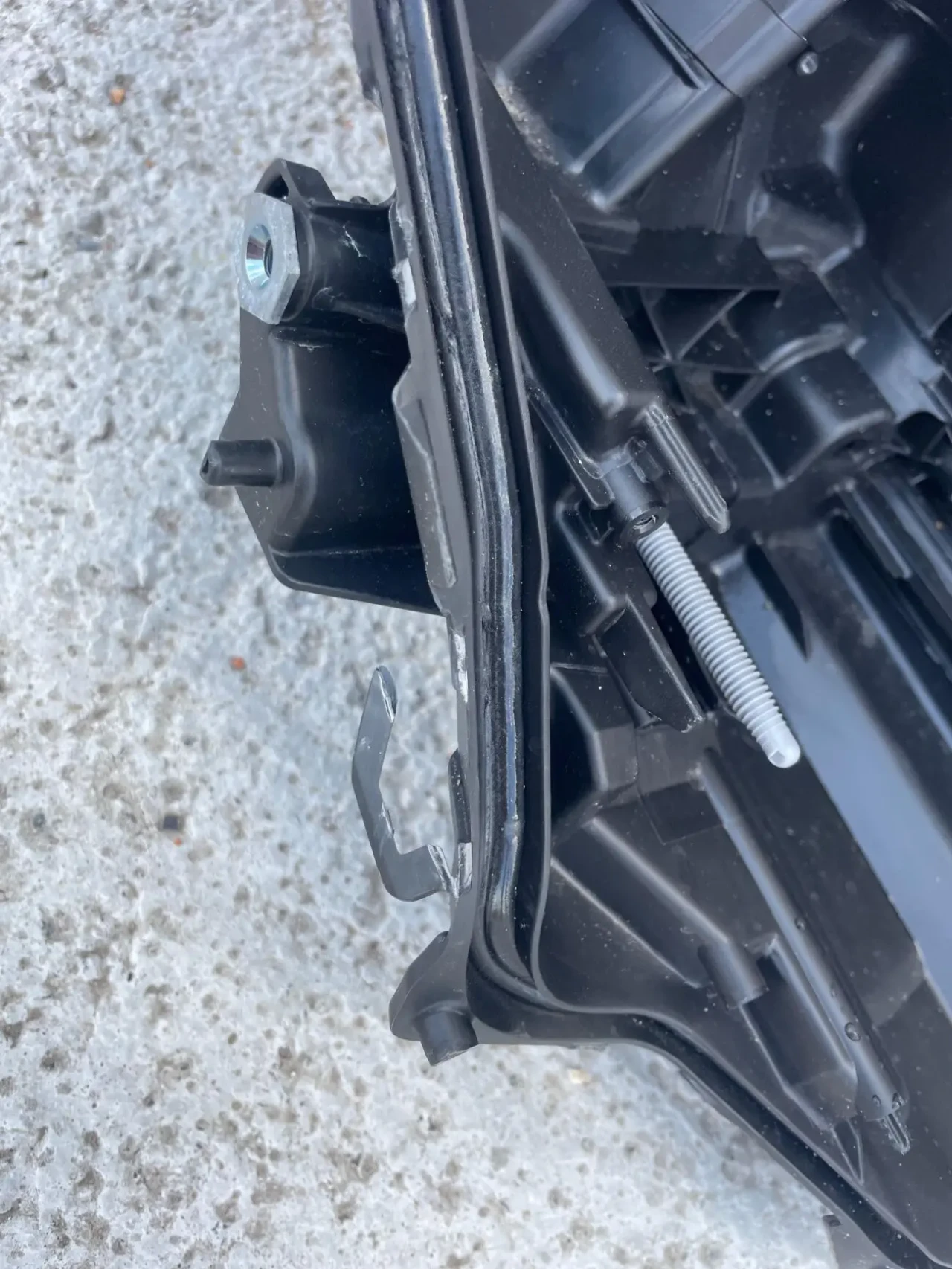 Lexus UX Корпу фары 8111B76760  8111B-76760 4