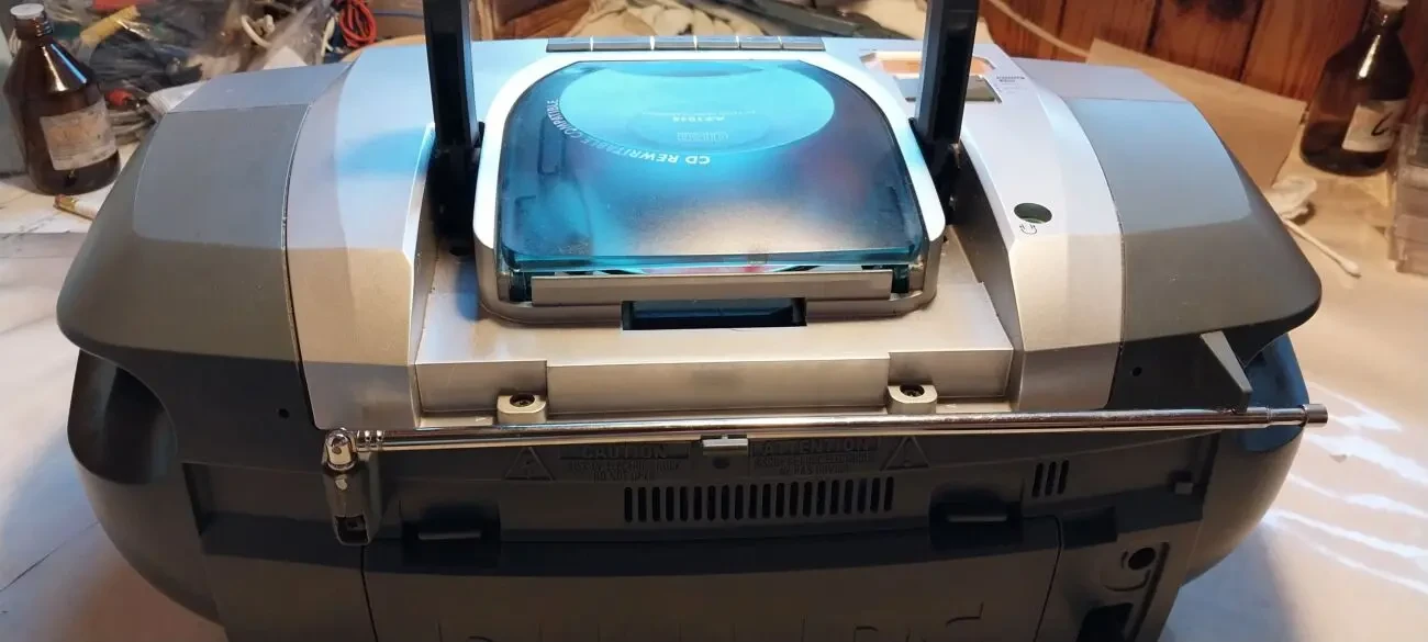 Магнітола Philips AZ1045 4