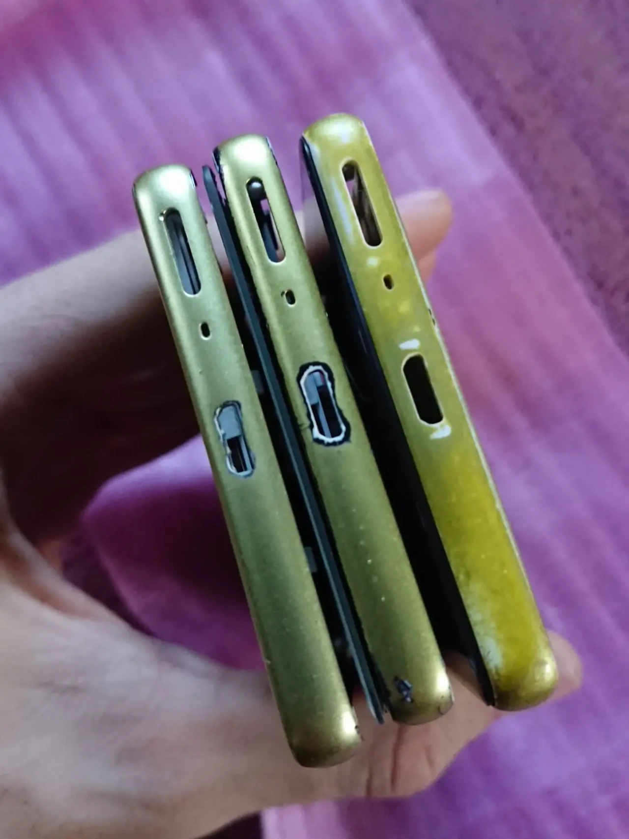 Різні телефони на відновлення чи деталі 4