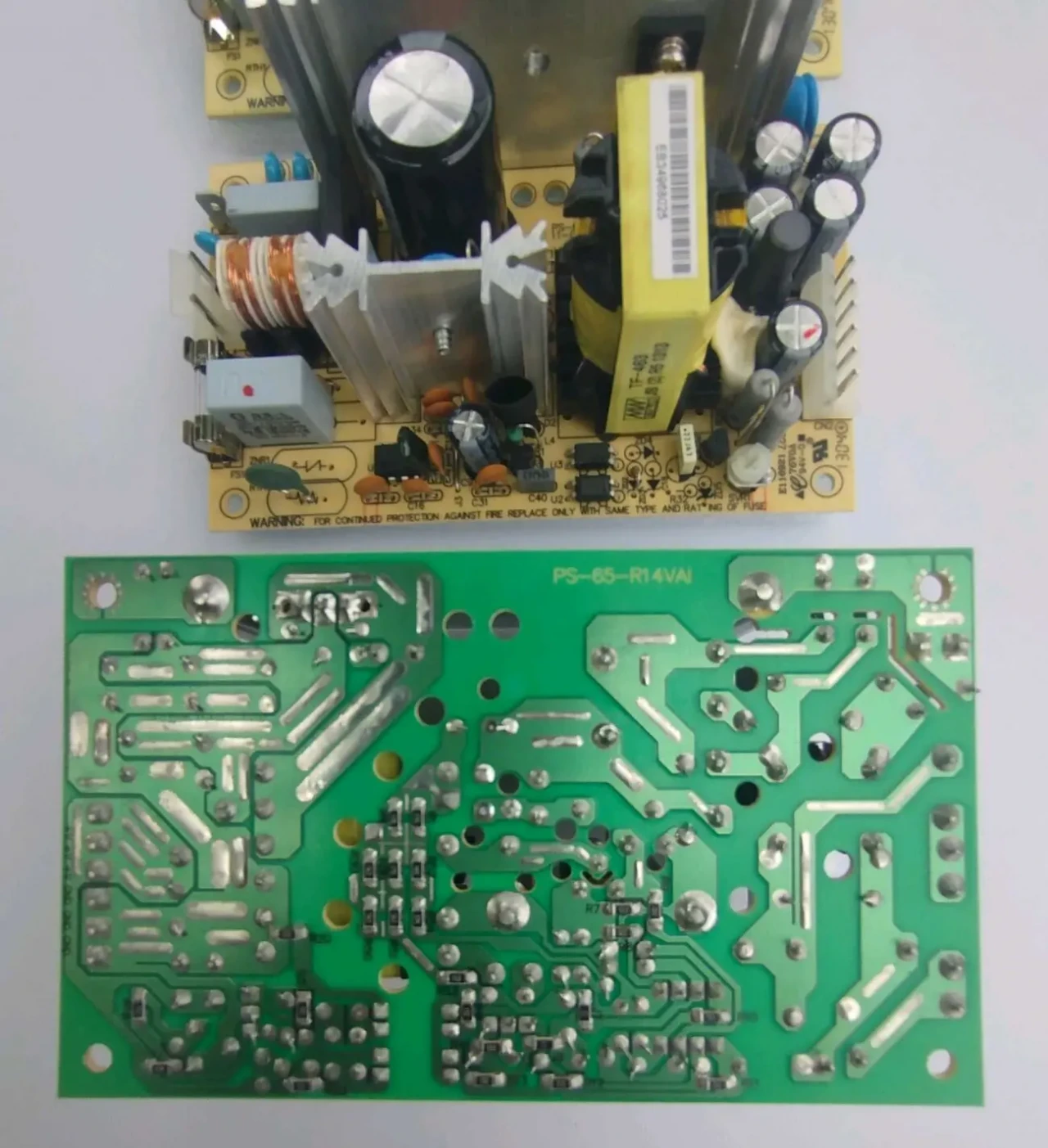 блок живлення PS-65-R14VAI62.4 Вт,12 В,5.2 А 4