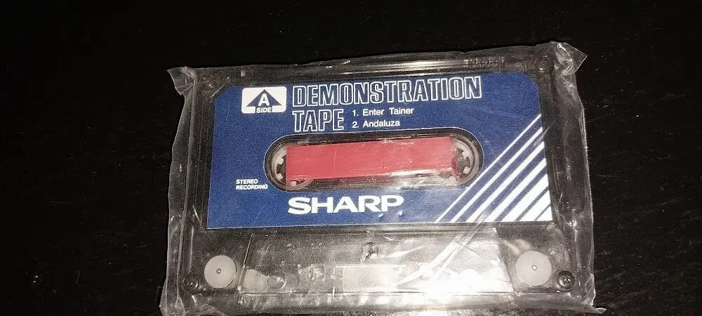 Демо касета SHARP Запечатана. З фіксатором. 2