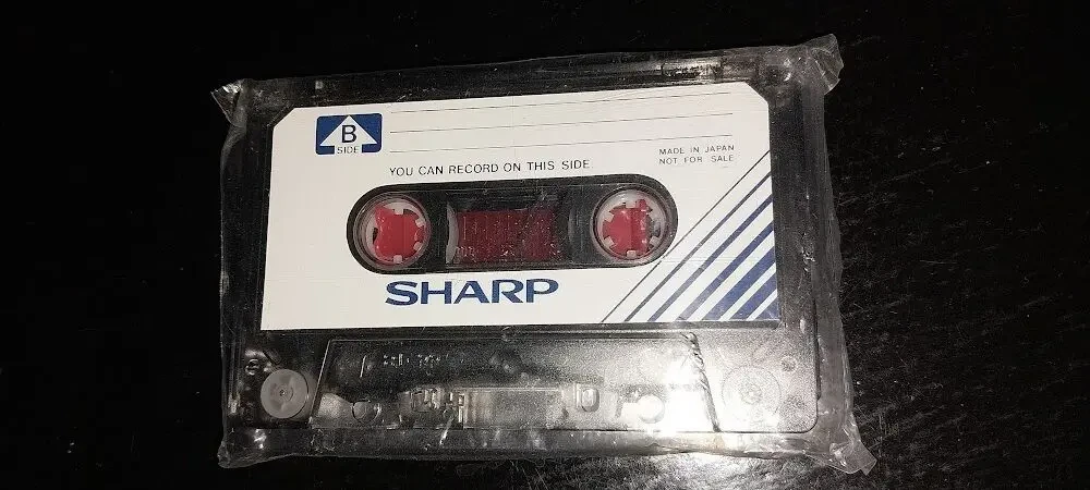 Демо касета SHARP Запечатана. З фіксатором.