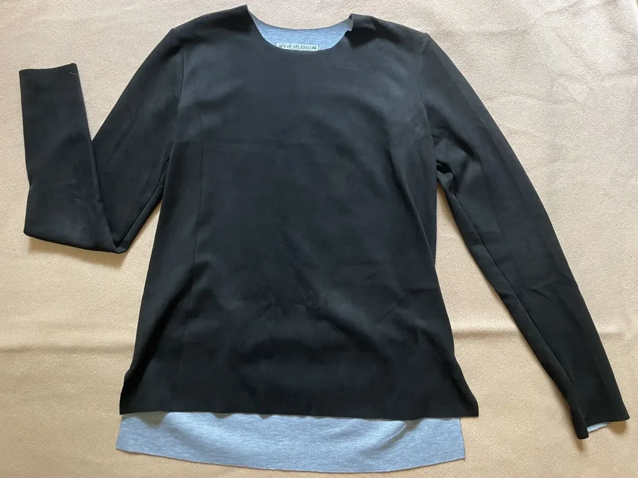 Костюм женский черный замшевый 3