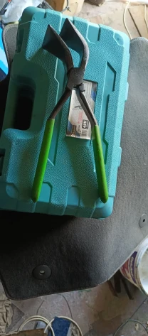 продам клещи кровельные, почти новые.