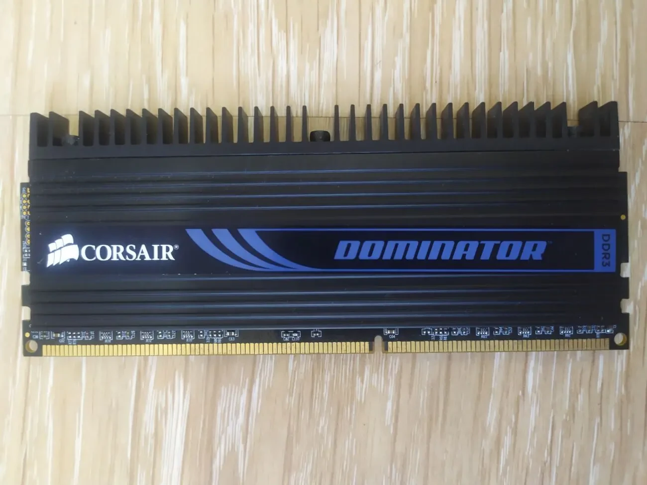 Оперативна пам'ять для ПК Corsair Dominator 4 по 2 GB DDR3 1600 Mhz 3