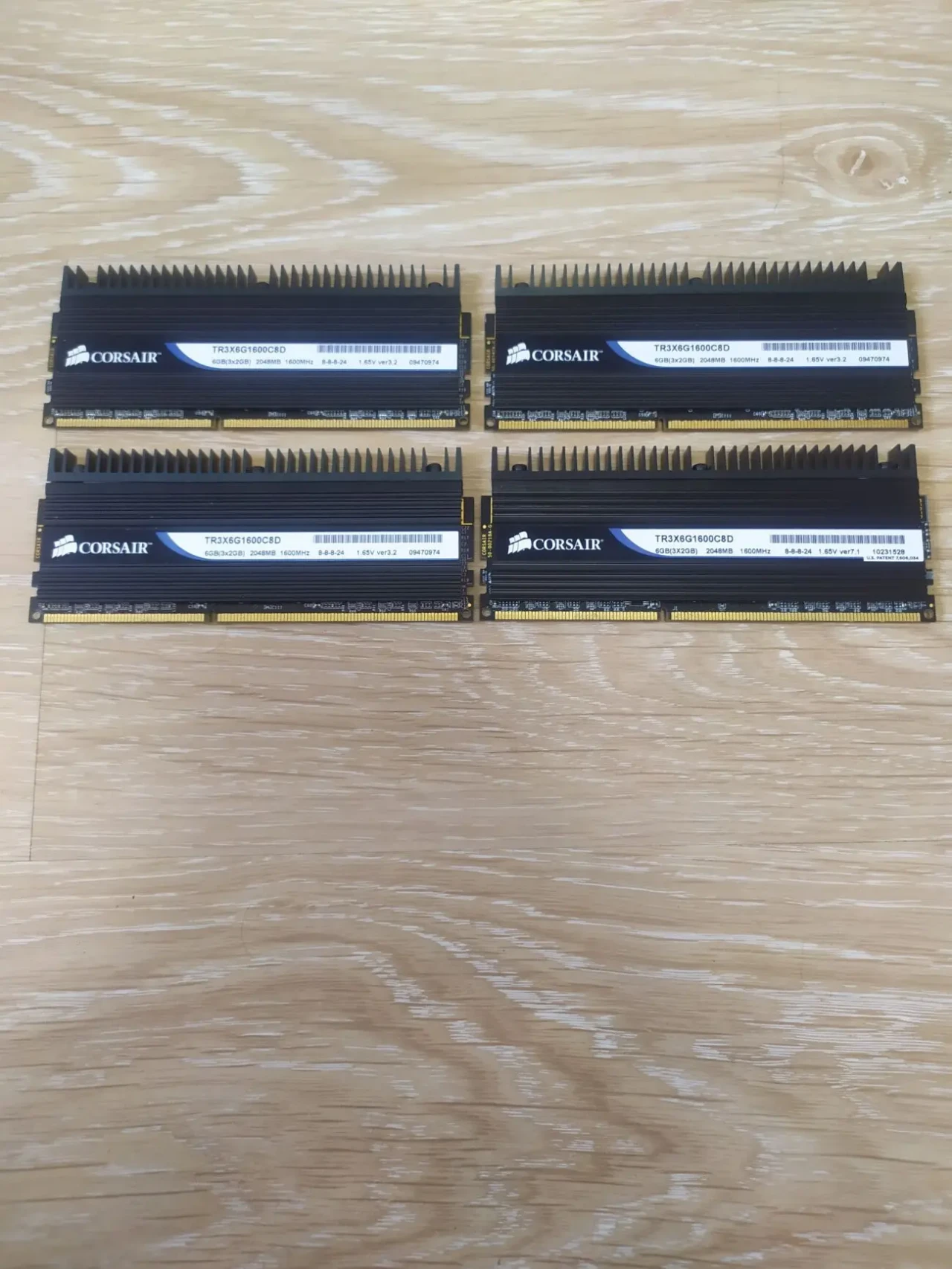 Оперативна пам'ять для ПК Corsair Dominator 4 по 2 GB DDR3 1600 Mhz 2