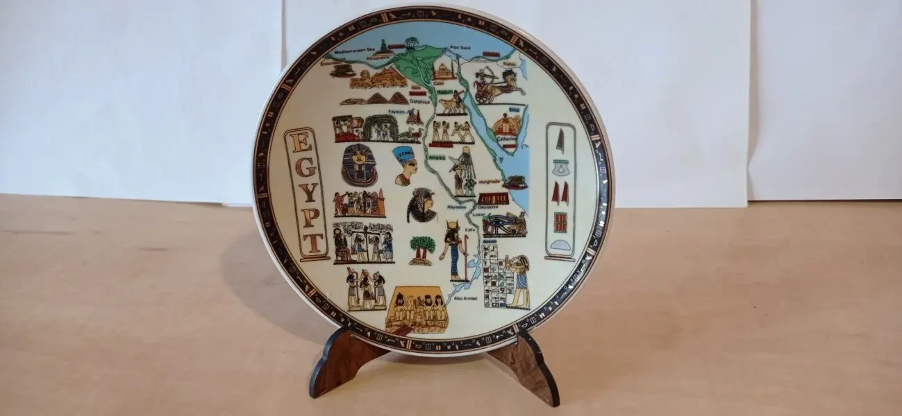 Єгипетська сувенірна тарілка 3