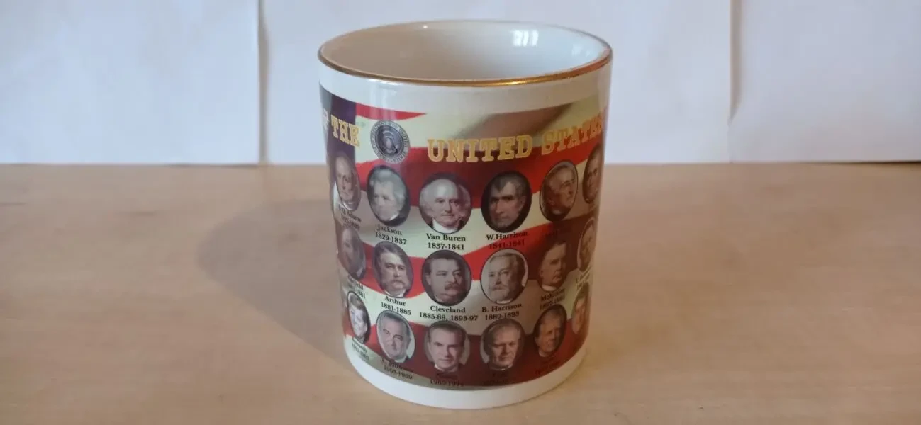 Вінтажна чашка з президентами USA 1789-2009 2