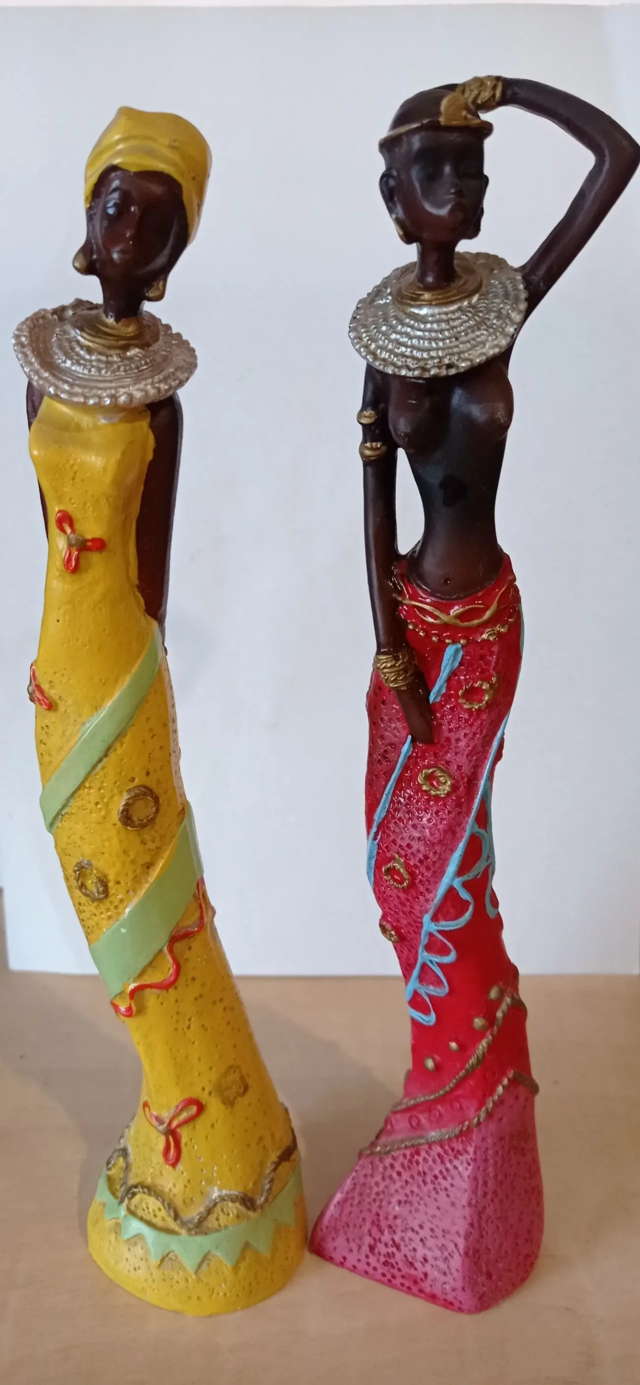 Статуетки ''Дві негритянки'' 2