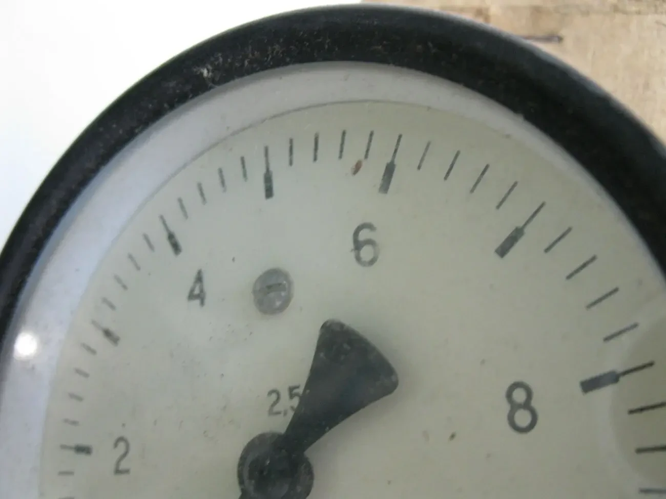 Манометр МТП-100 (0...10 кгс/см2) 3