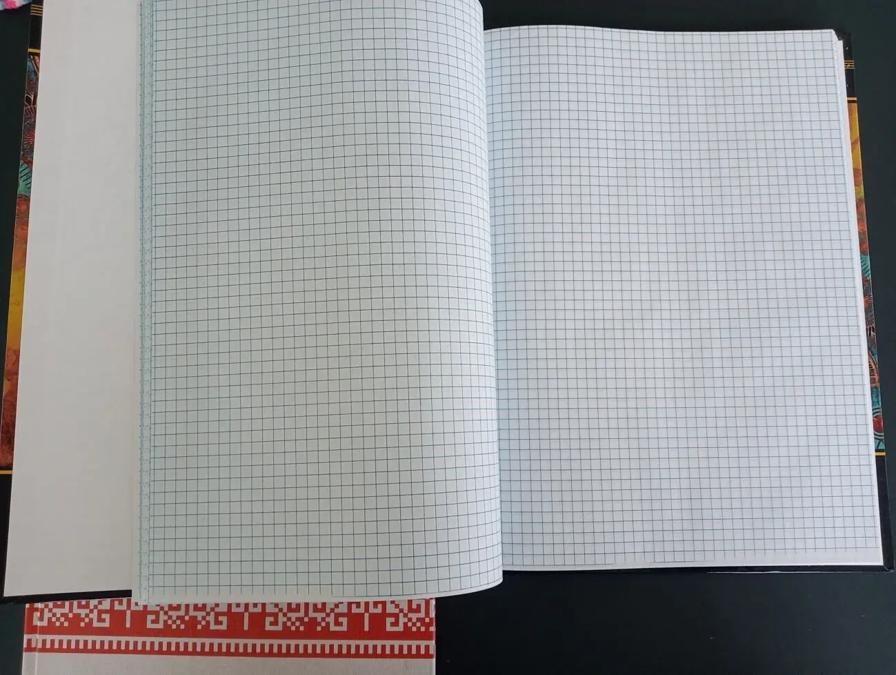 Канцелярська книга а4 96 аркушів 2