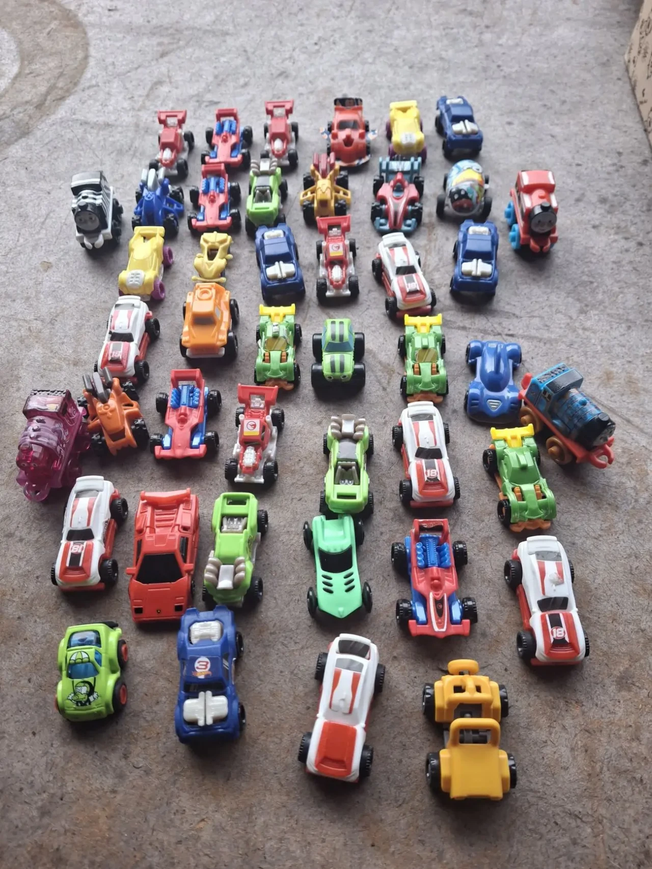 Кіндер іграшки 5