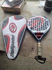 Ракетка для паделу