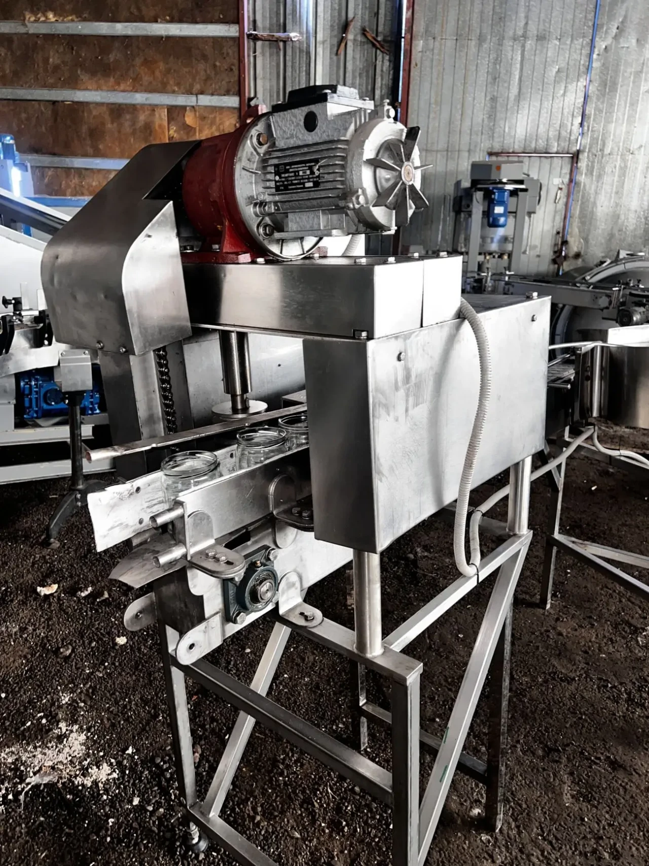 Банкополіскувач та сушка скляної тари