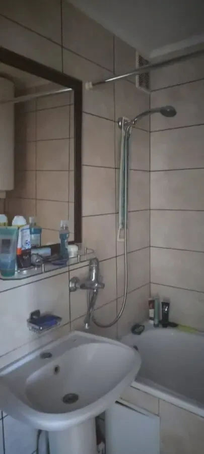 Продам 3 кв. в самому центрі Тульчина 5