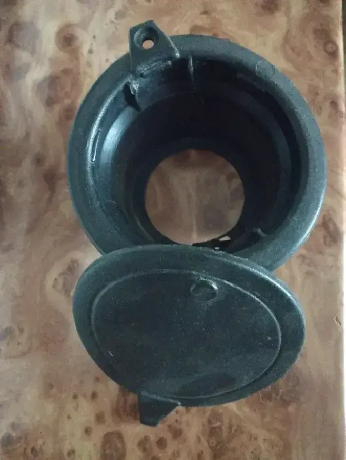 Кришка газового бака з корпусом Fiat Doblo 223 2000-2008