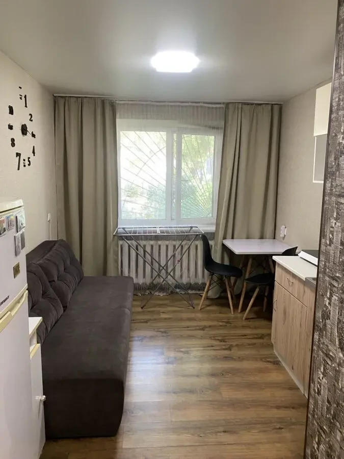 Продам гостинку у Харкові євроремонт - меблі та тахніка, повний фарш.