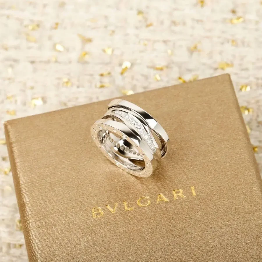 Каблучка BVLGARi 3