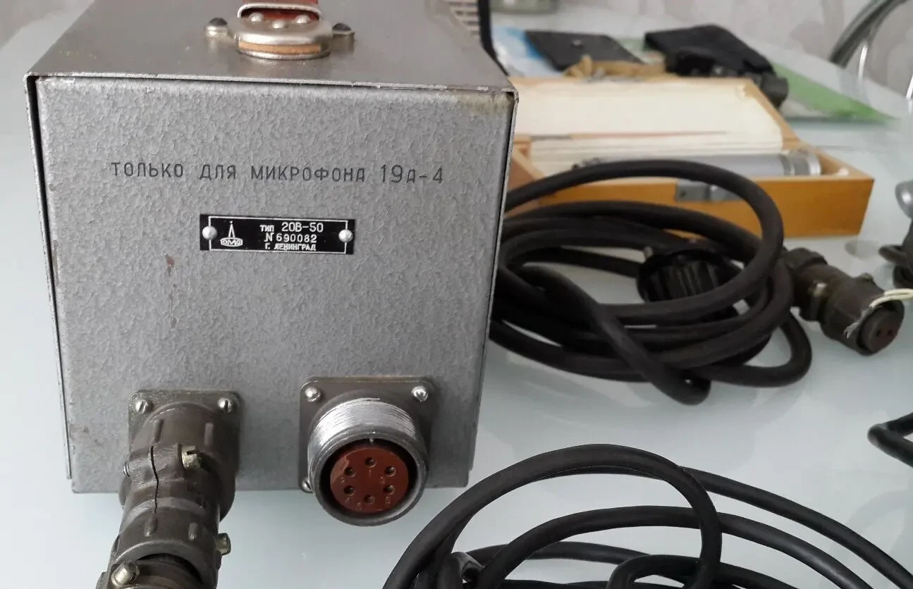 Микрофон ЛОМО 19А-4 2