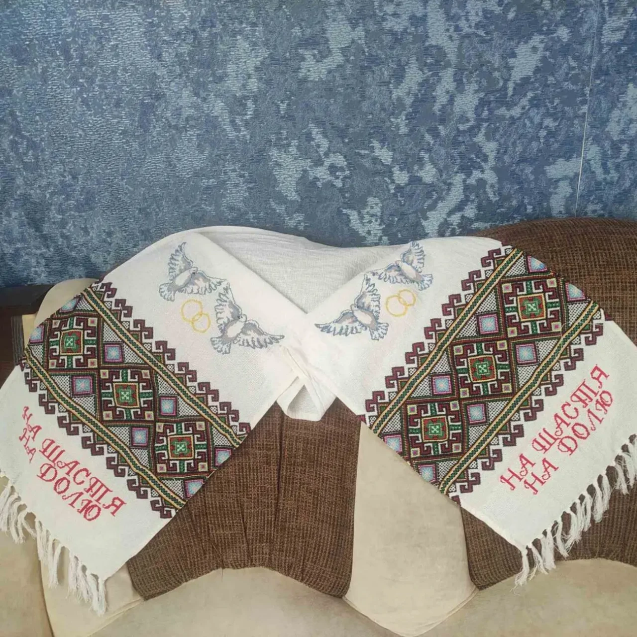 Весільний рушник, ручна робота