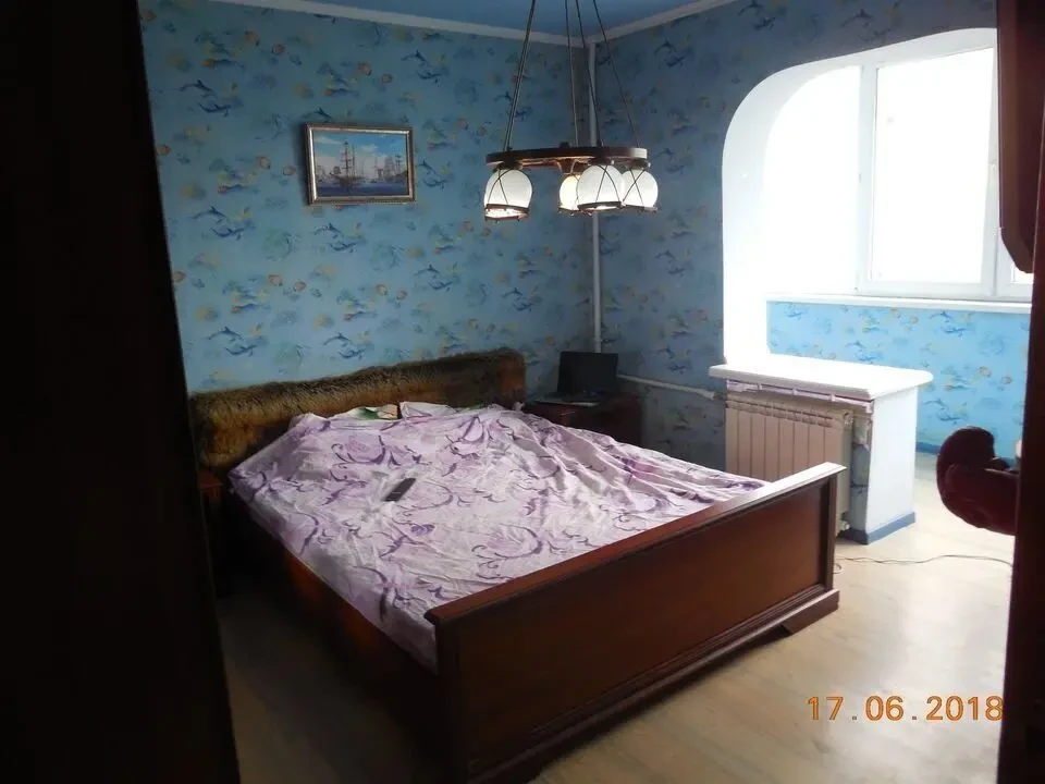 Здам 4-х кімнатну квартиру.  300 метрів до метро Теремки. 2