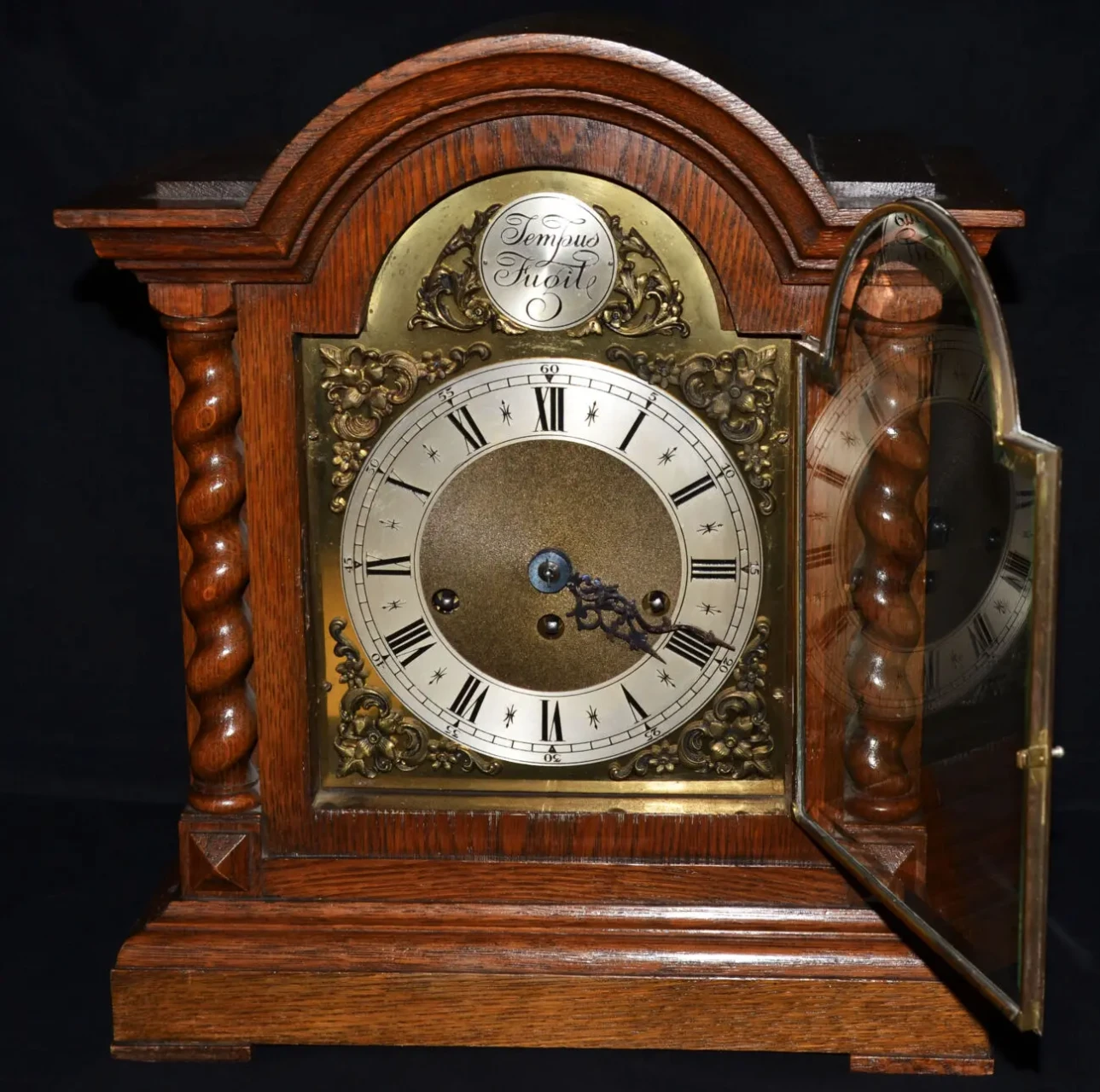 Каминные часы 5