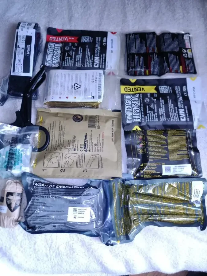 Аптечка військова 2