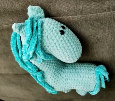 Кінь   лоша іграшка м'яка   в'язана  ручна робота