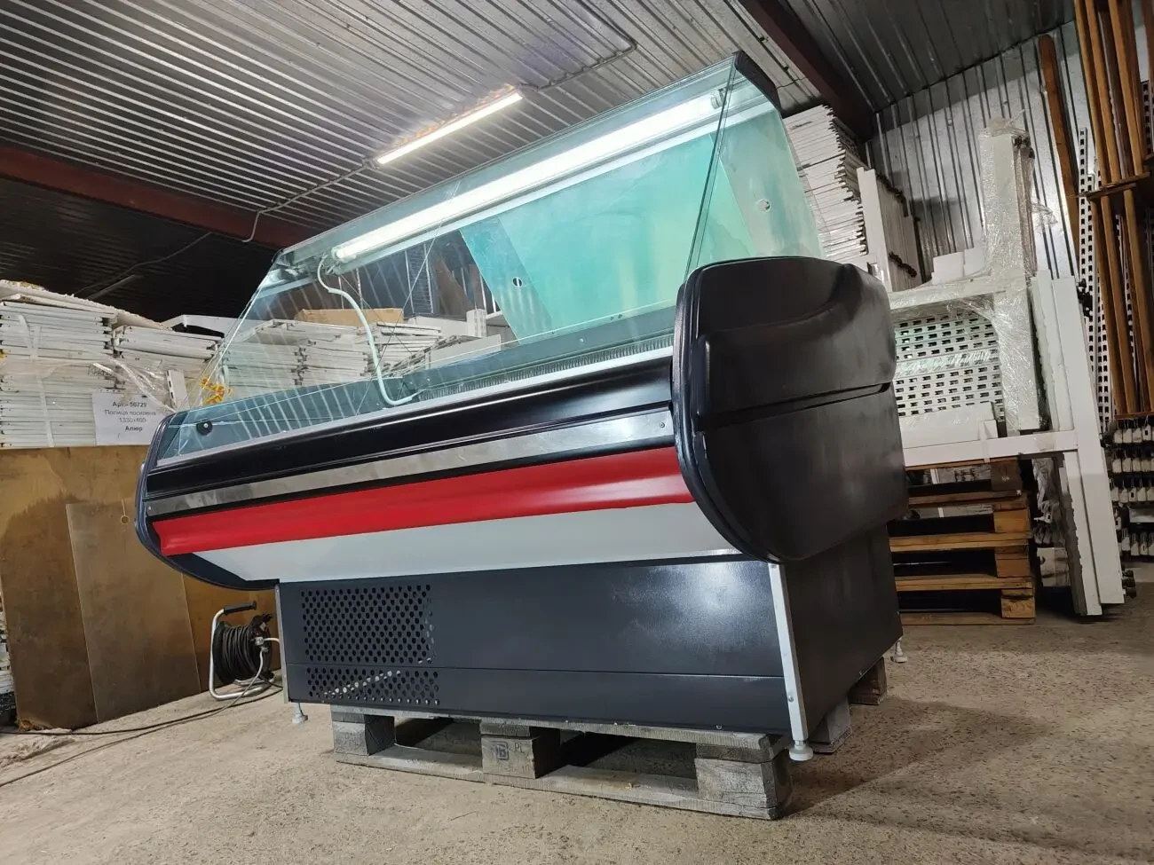 Морозильна вітрина Аріада 1,55, морозильний прилавок 4