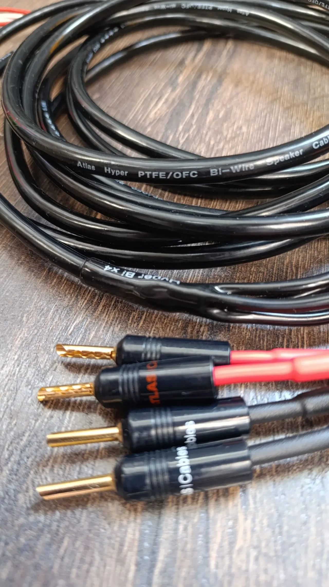 Акустичний кабель Atlas Hyper bi-wire 2 x 3,3м 8 gold banana z plug 4