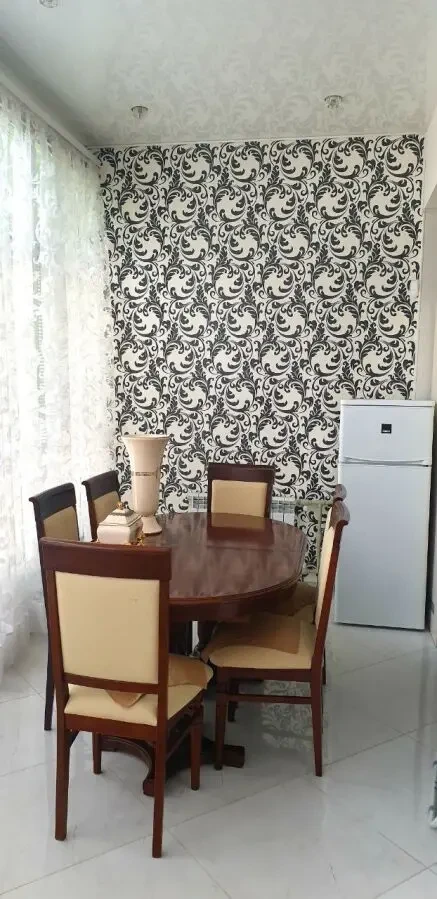 Продам 2-о кімнатну квартиру Центр - біля входу у Центральний парк 3