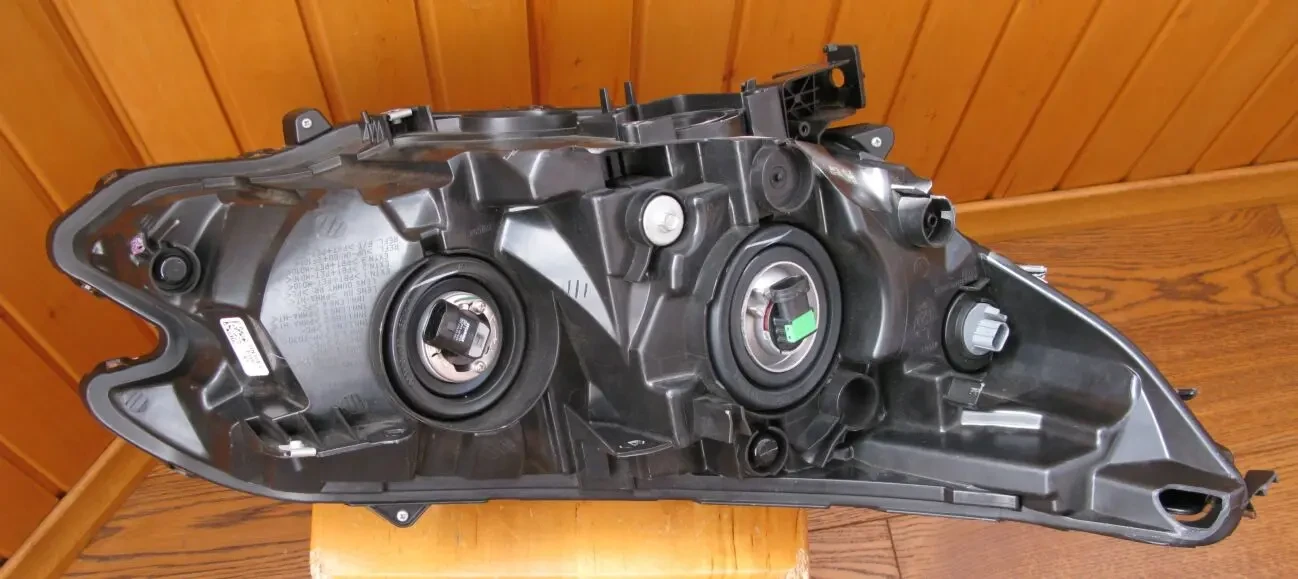 Honda CR-V Фара 33150T1WA11 33150-T1W-A11 8