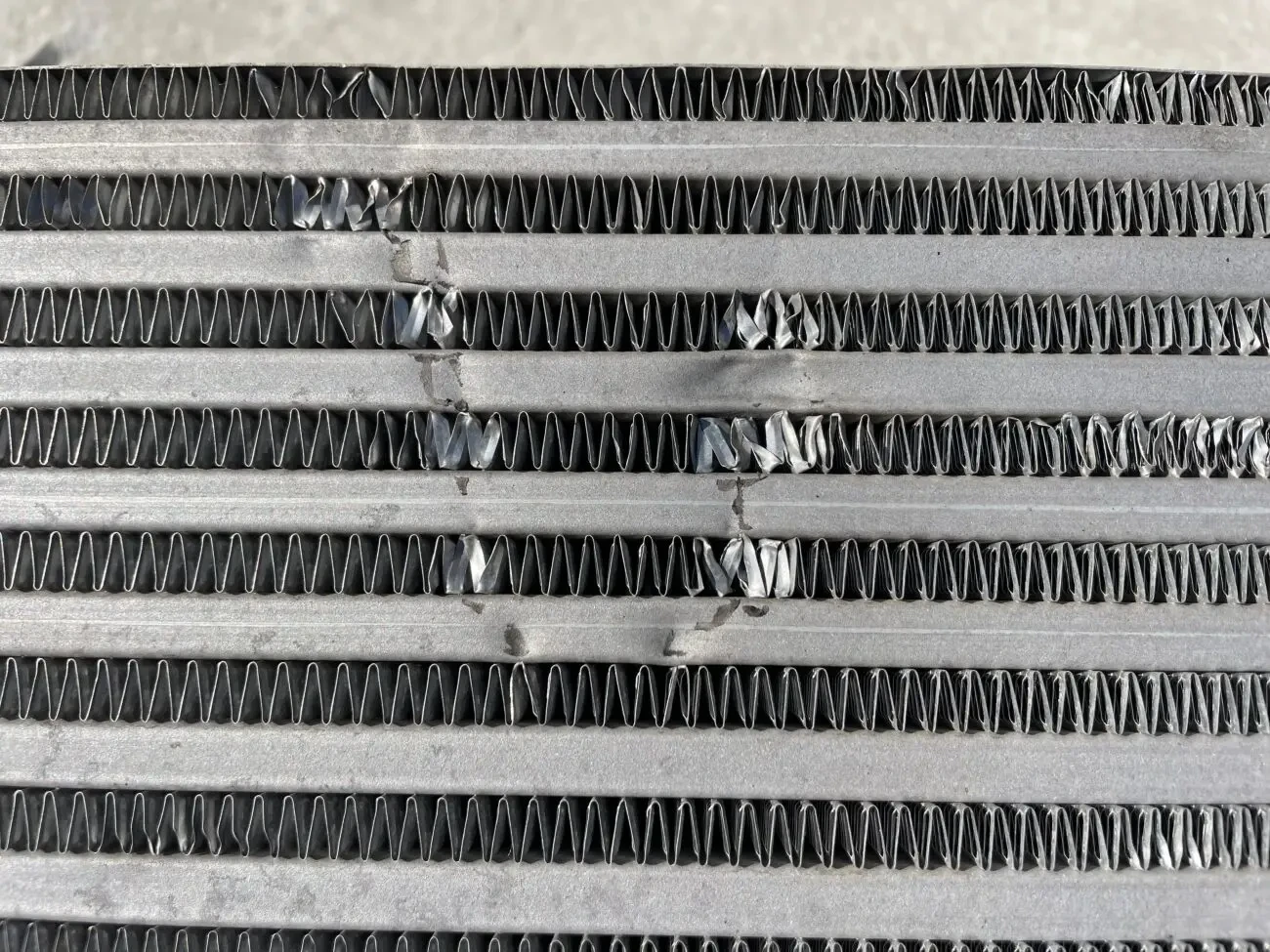 Porsche Audi Радиатор интеркулера 8K0145805AC 8K0145805E 2