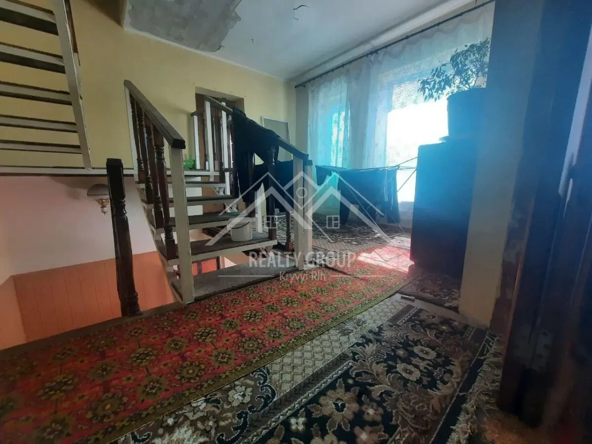 Продається двоповерховий будинок в Інгулецькому районі, вул. Озерна 10