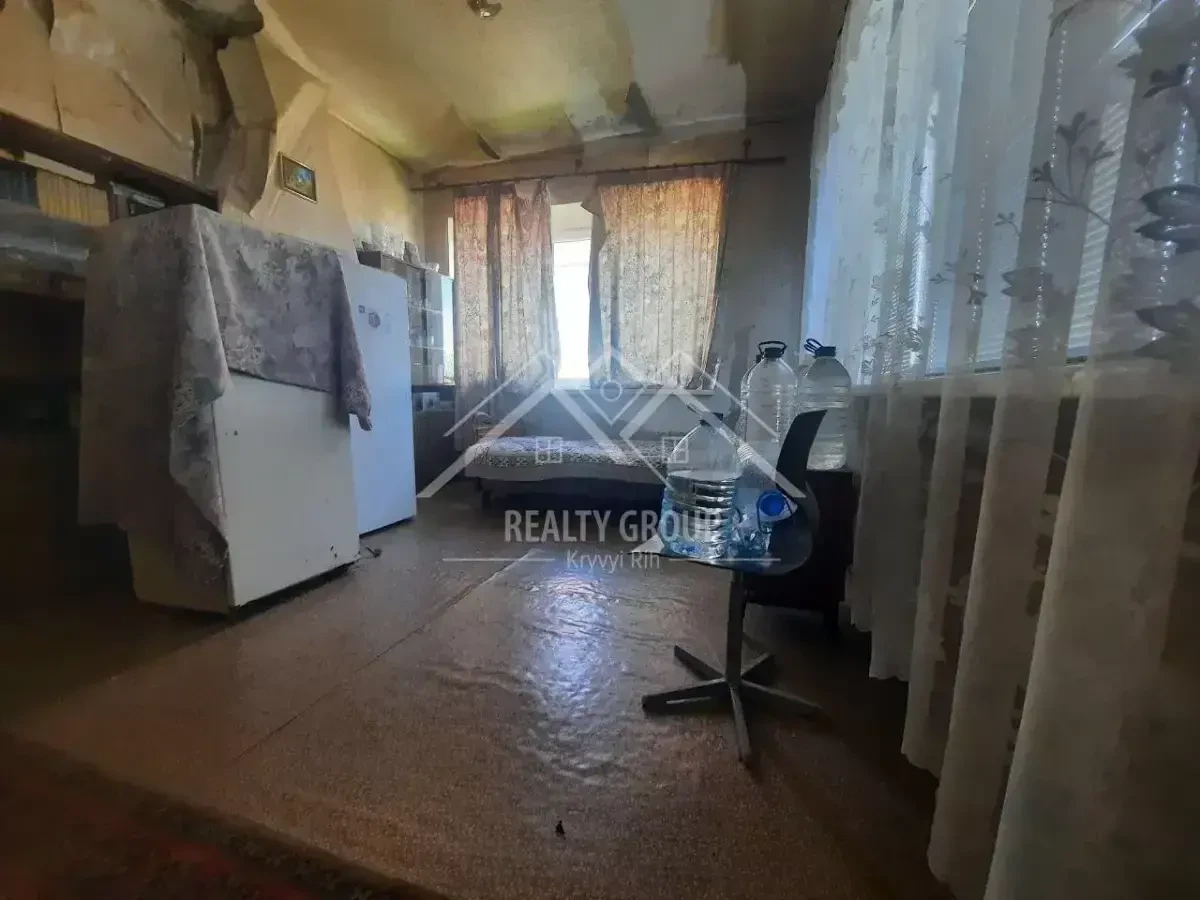 Продається двоповерховий будинок в Інгулецькому районі, вул. Озерна 5
