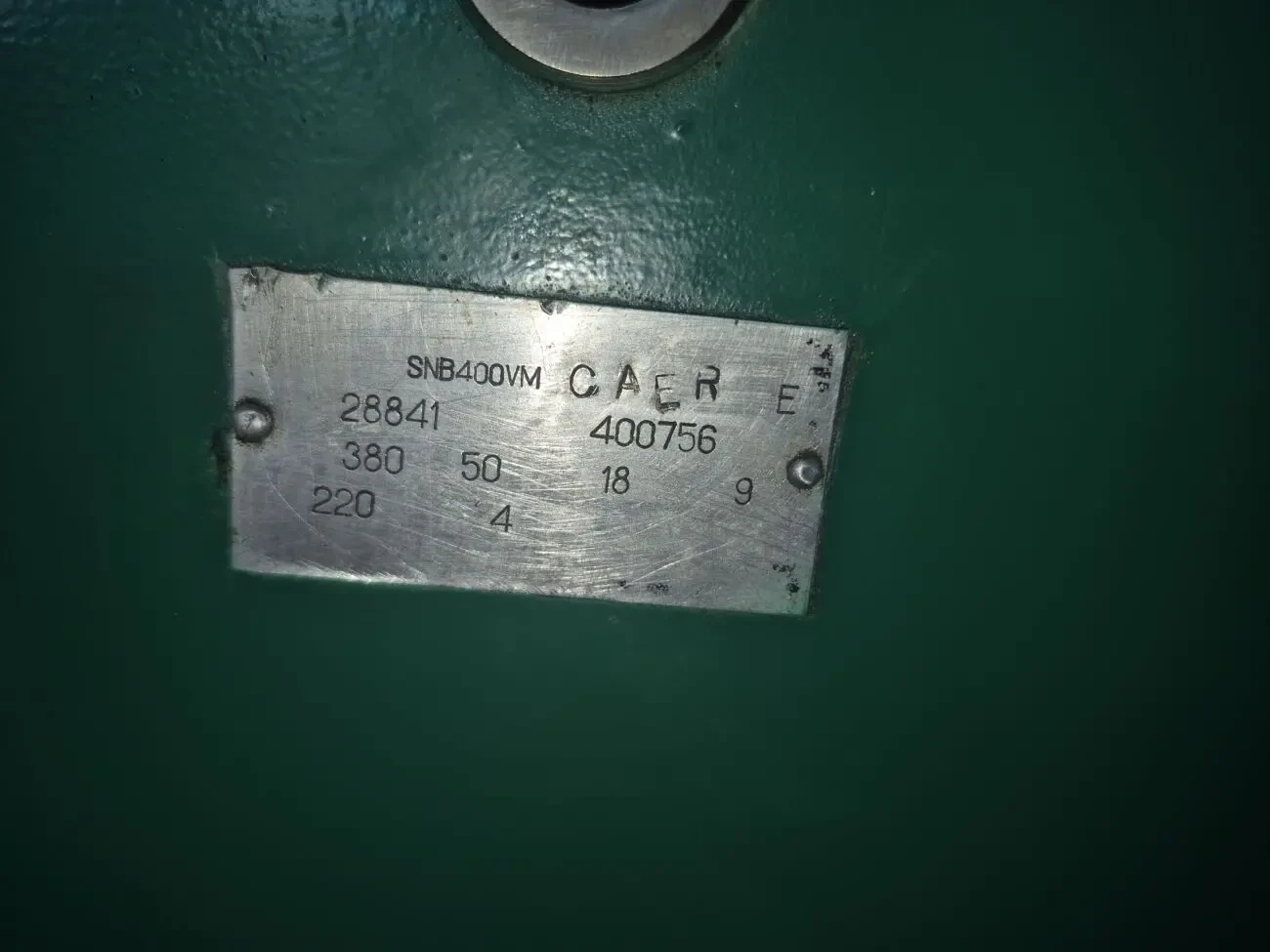 SNB 400 румин универсальний токарно гвинторiзний верстат 3