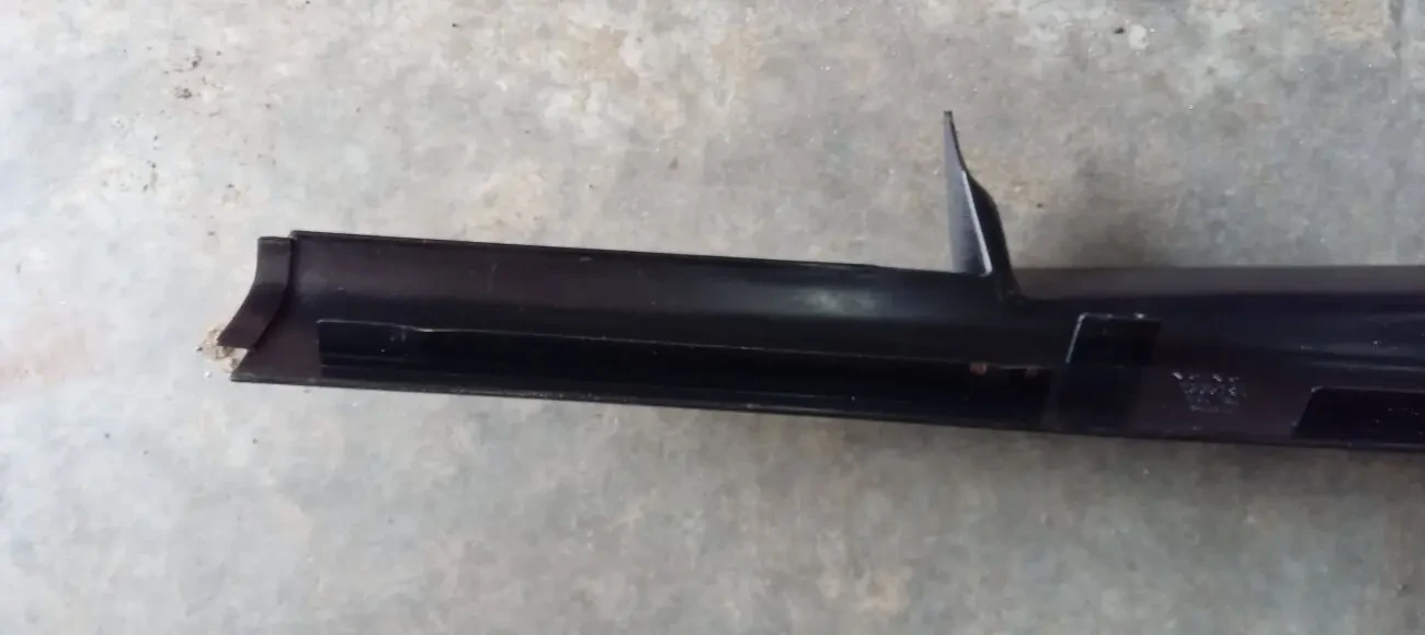 Пластик салону, нижні порожки Volvo 960 7
