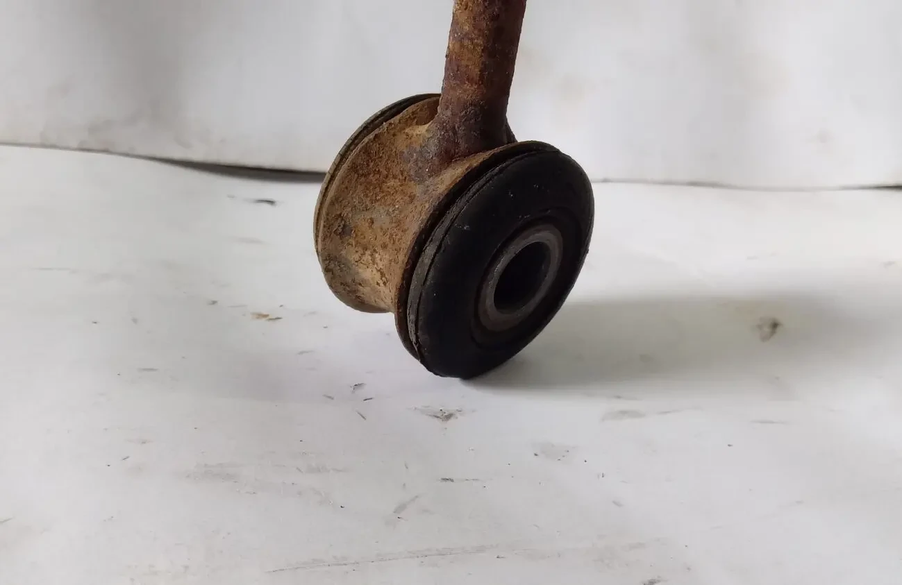 Стабілізатор поперечної стійкості передній Volvo 960 6