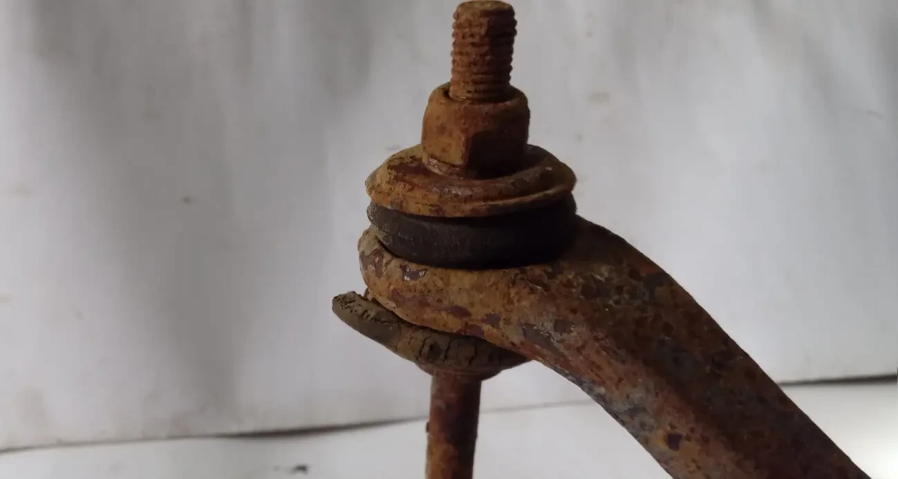 Стабілізатор поперечної стійкості передній Volvo 960 7