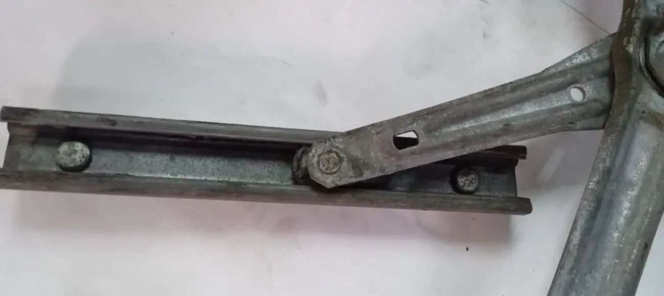 Електроклопідіймач (трапеція) Volvo 960 передня права. 6