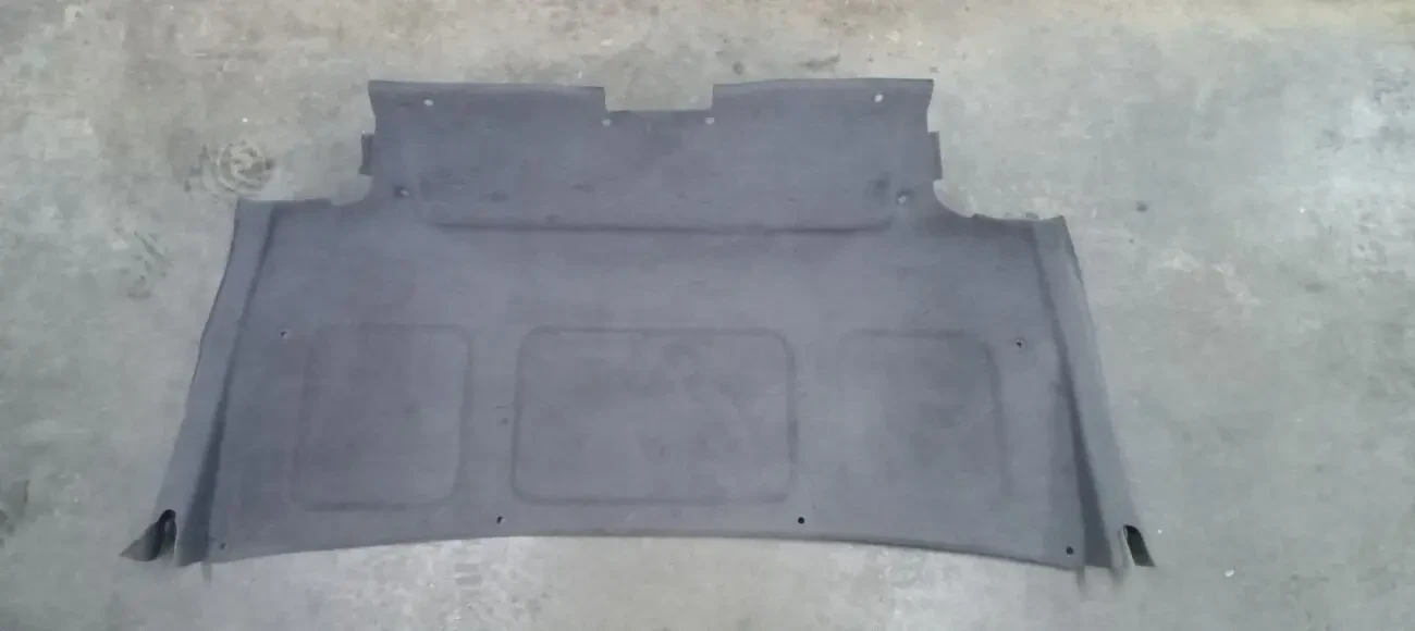 Обшивка кришки багажнику Volvo 960.